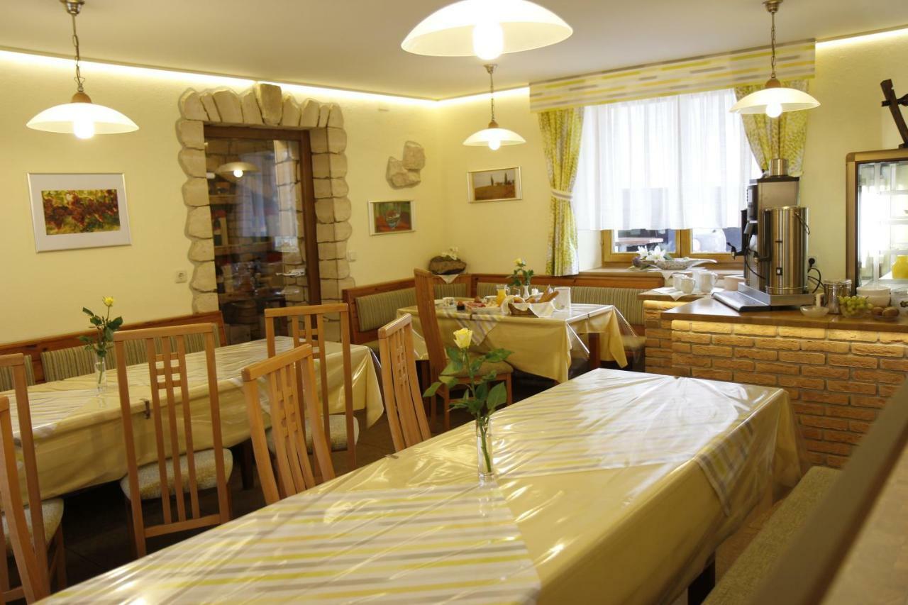 Apartament Gastehaus Friedrich Klöch Zewnętrze zdjęcie